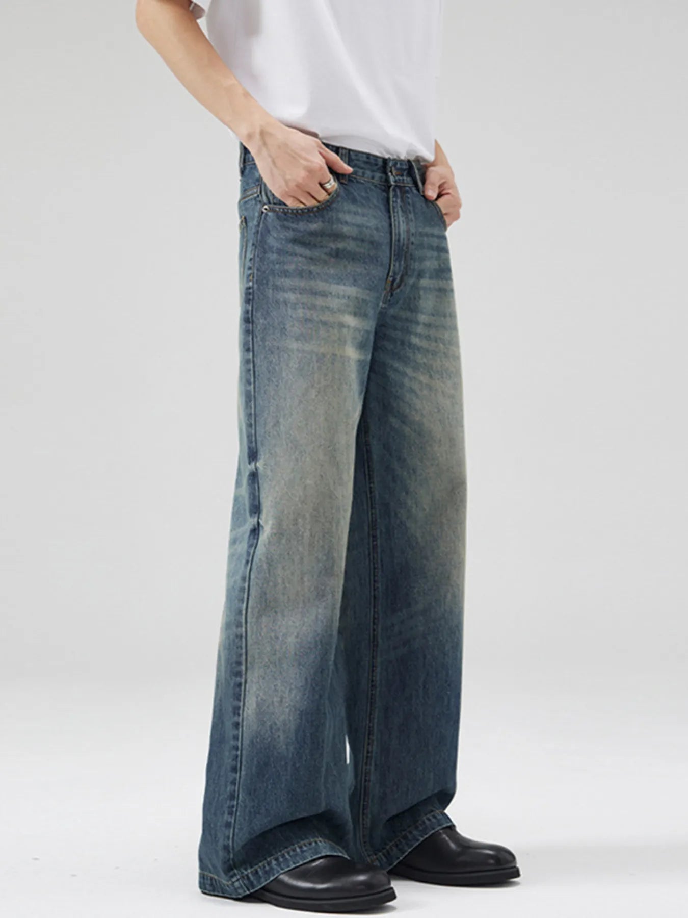 Men's Full Size Wide Leg High Waisted Jeans Plus Size