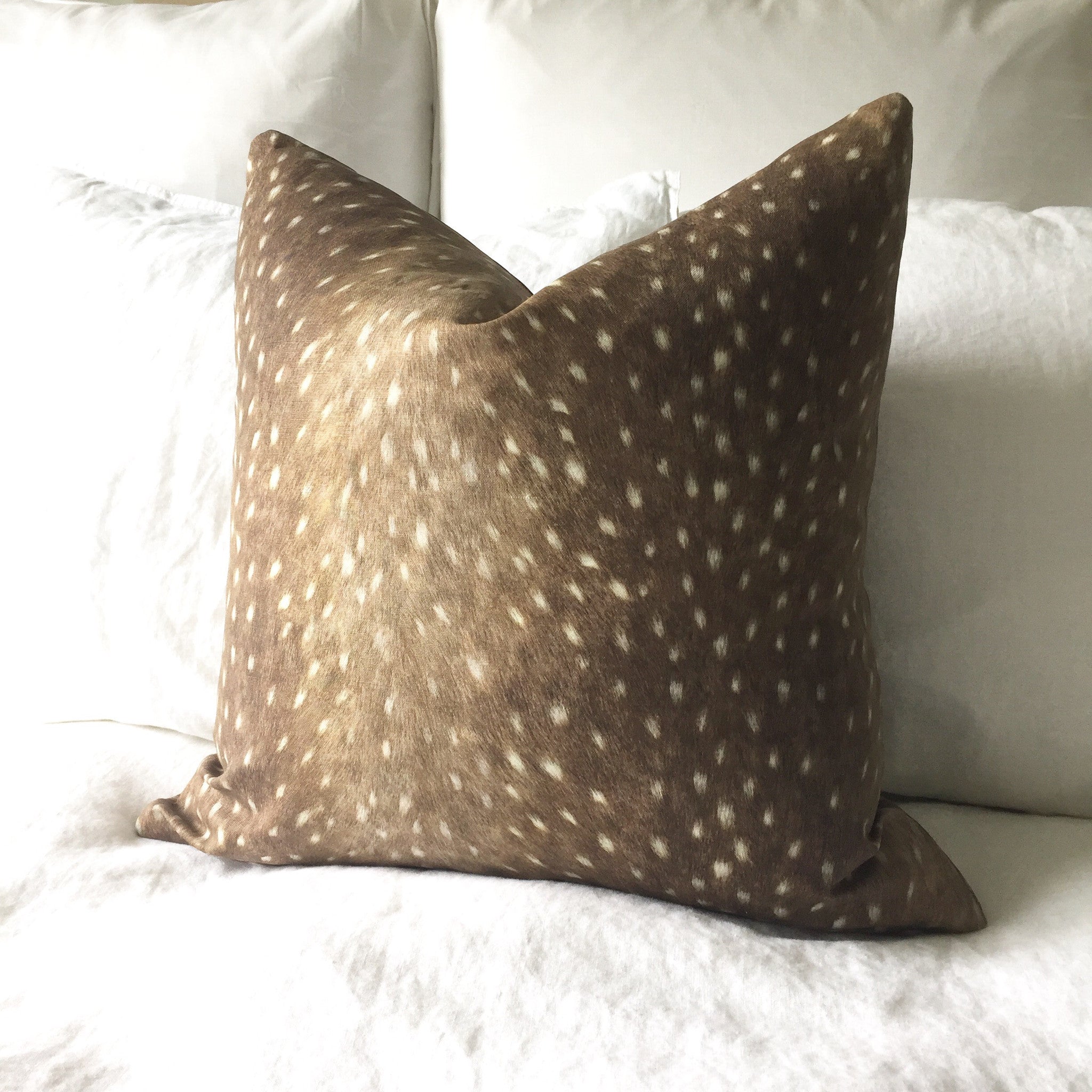 Deer Velvet Pillow Cover