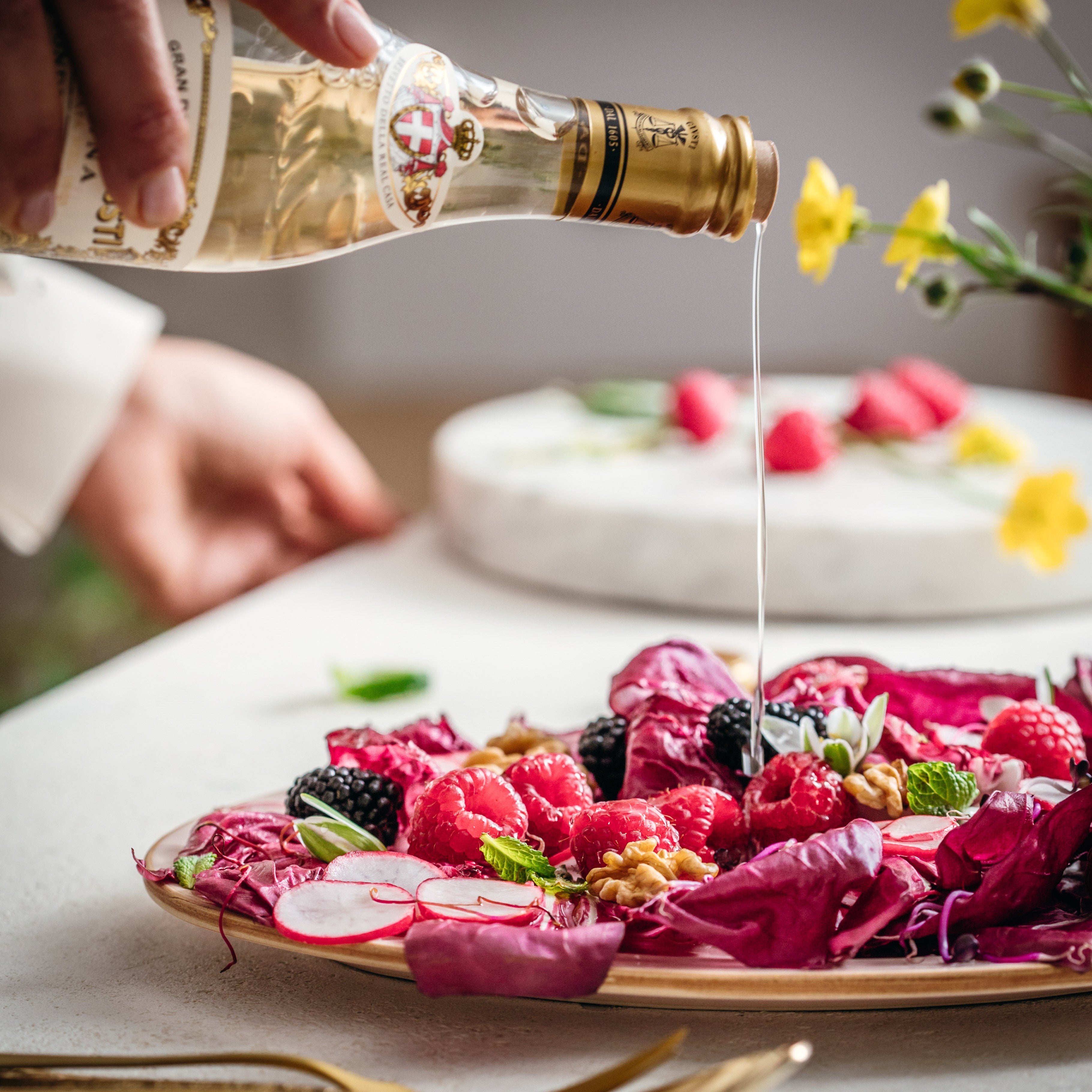 White Condiment - Champagnottina