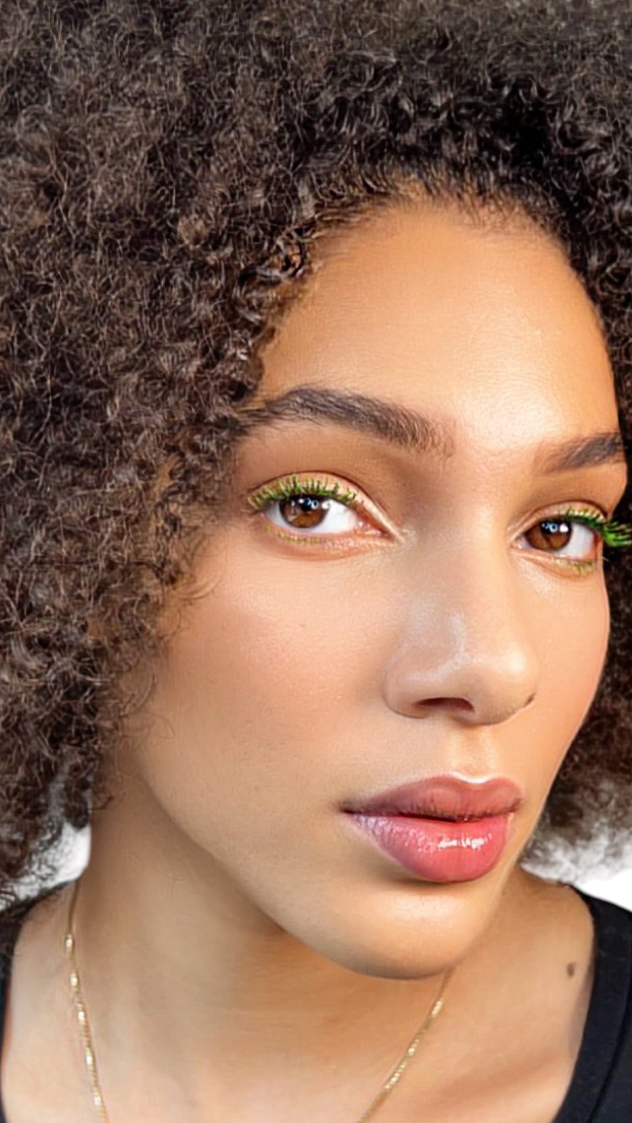 Ashunta Sheriff Beauty UV Vegan Mascara