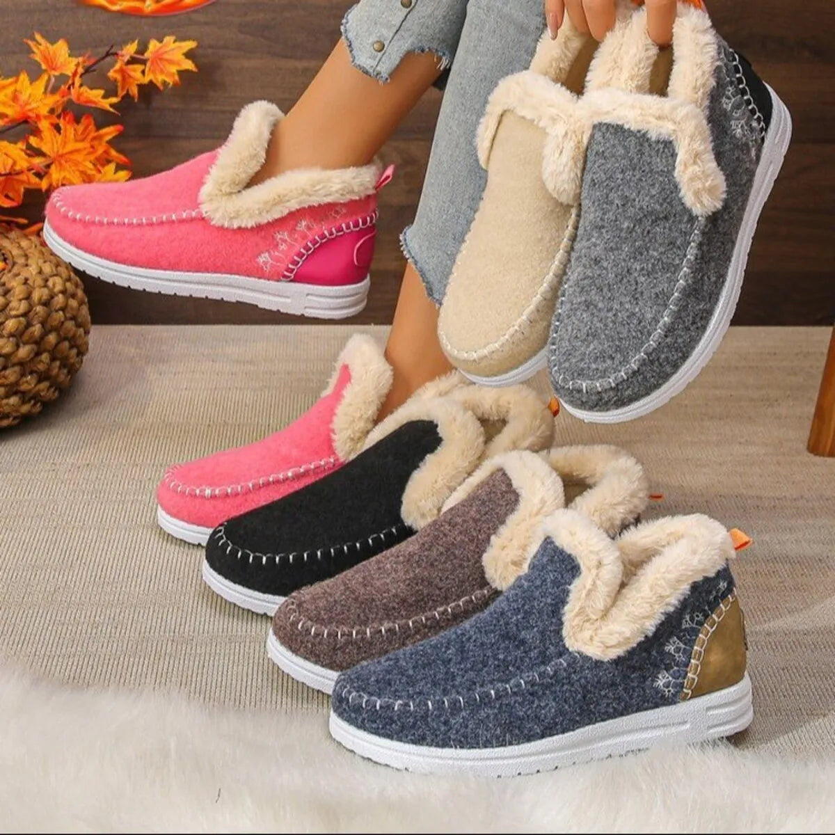 Round Toe Fleece-Lined Ankle Boots