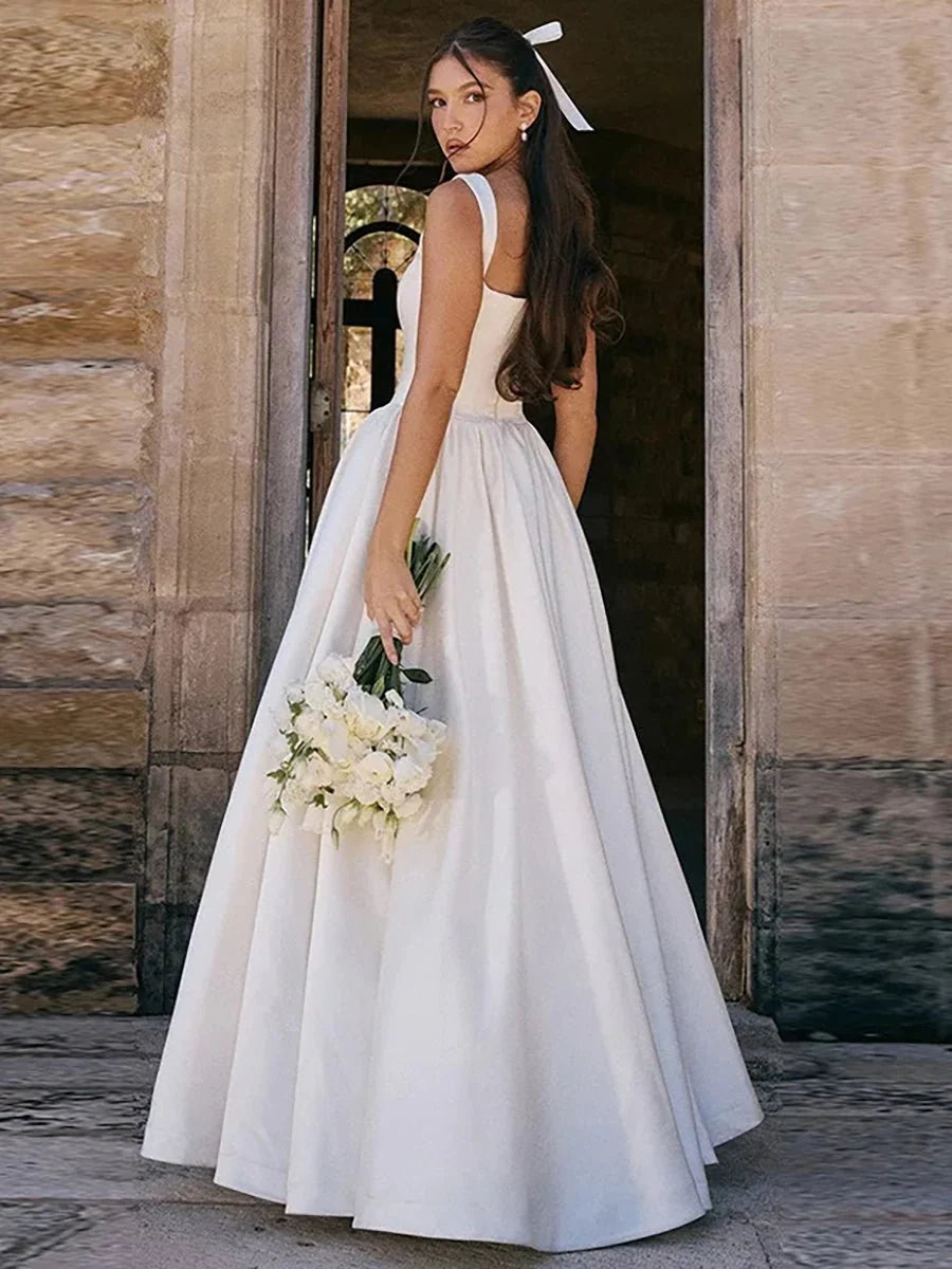 Danica Dress Women: Elegant and Effortless Style