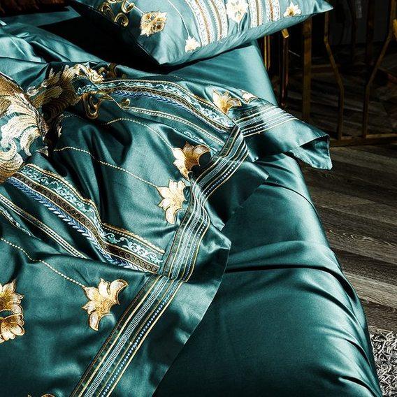 Edmund the Old Duvet Cover Set (Egyptian Cotton)