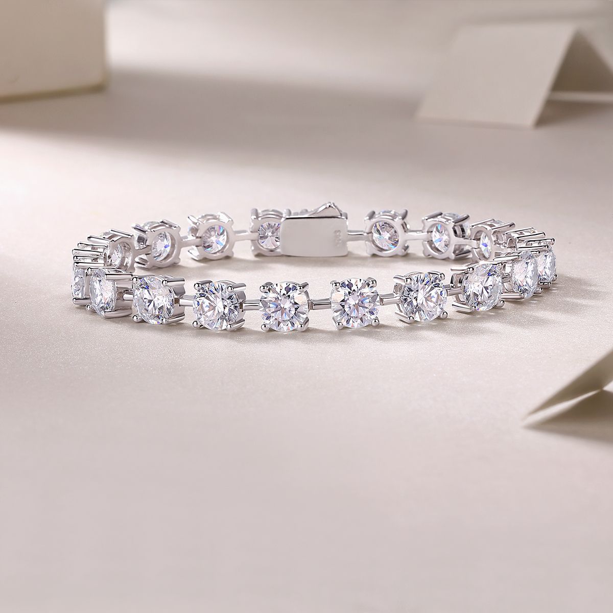 Time Appointment - Fashionable Bracelet and Bangle-shaped Jewelry set with Moissanite S925 sterling Silver and Platinum-plated Diamond
