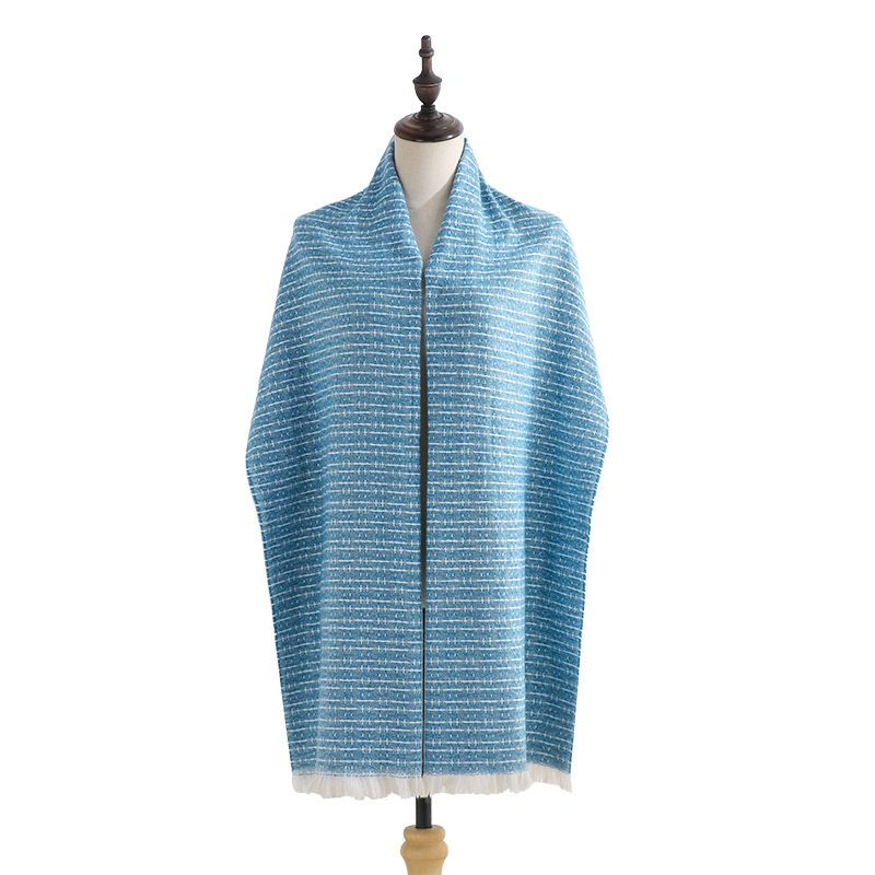 Manufacturers wholesale new style autumn and winter cashmere classic solid color tassels simple lines plaid scarf shawl women