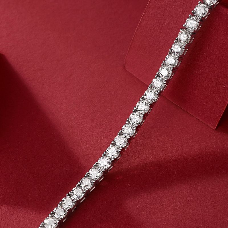 One-of-a-kind - A fashionable bracelet and bracelet jewelry set with 0.1-carat Moissan diamonds, S925 sterling silver and platinum-plated diamonds