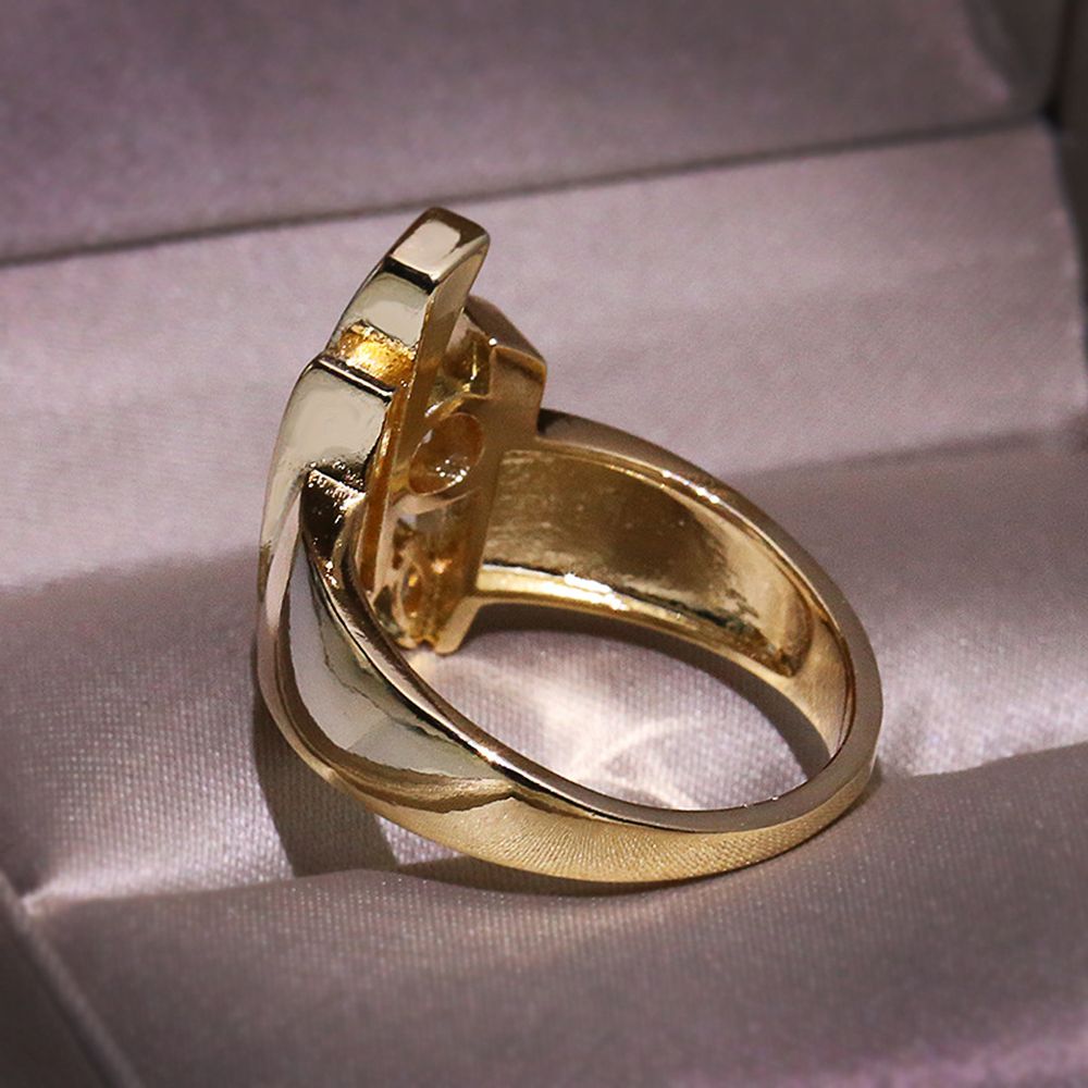 Huitan Luxury Gold Color Geometric Shape Women Rings Hiphop Party Stylish Female Finger Rings Dazzling CZ Lady's Fashion Jewelry