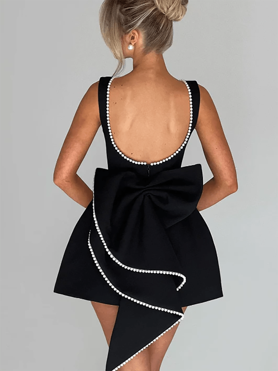 Stunning Graeme Backless Dress - Show off in Style