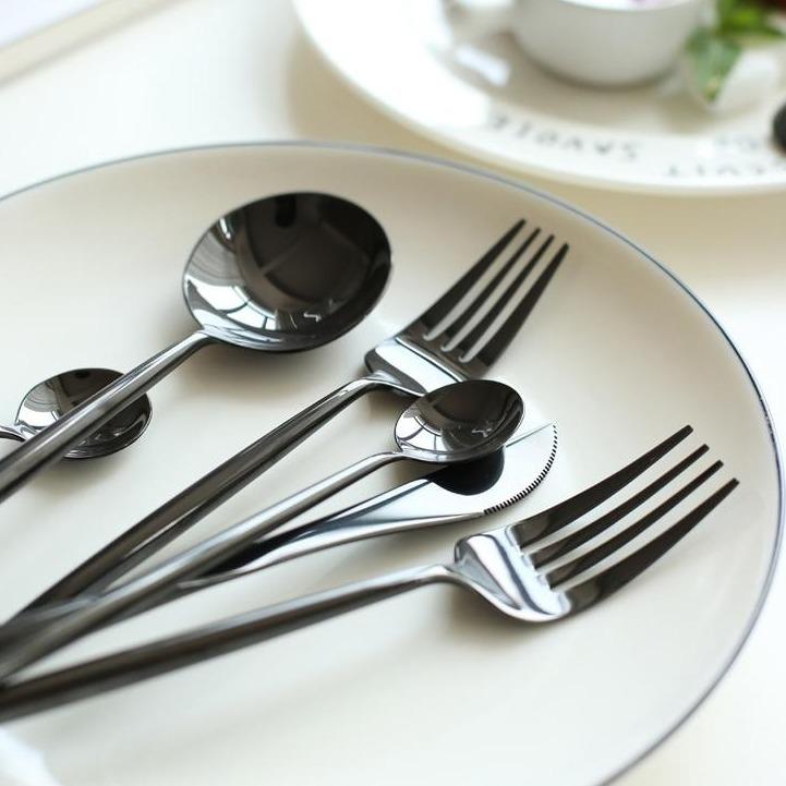 Stella 30-Piece Flatware Set