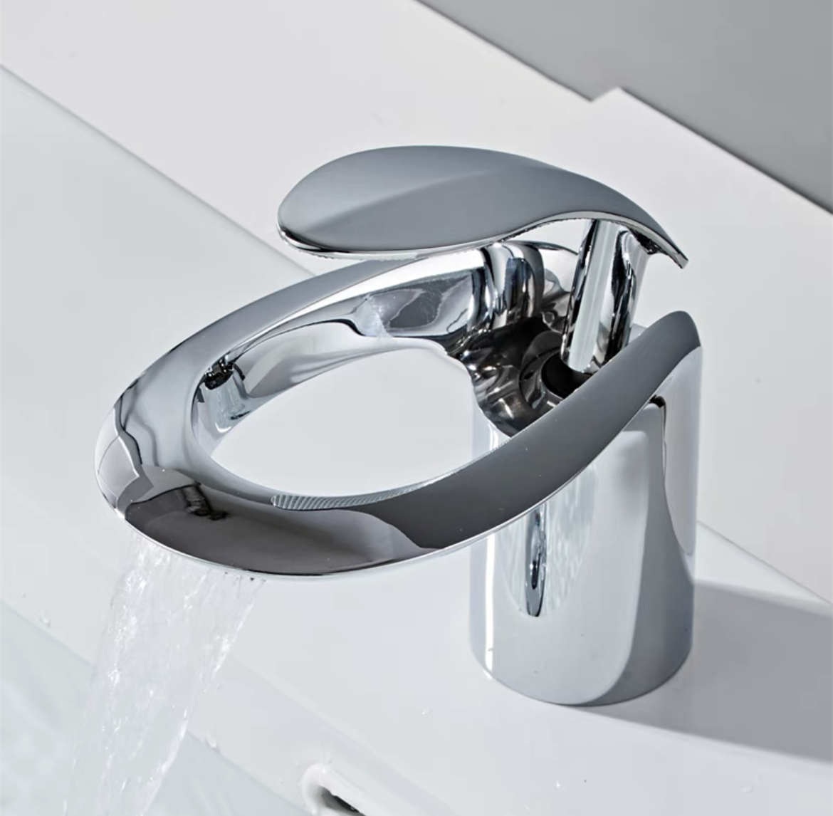 LunaMist Modern Single Handle Vessel Bathroom Faucet with Round Hollowing Design